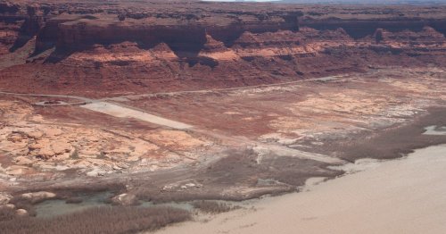 Experts Warn 'Doomsday Scenario' for Colorado River Basin Possible in 2023
