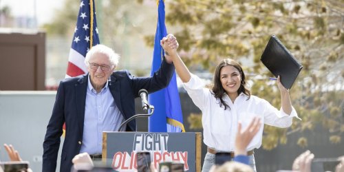 AOC, Sanders Rallying 15,000 Arizonans—With Thousands More Watching Online—Makes Clear 'The Moment We're In'