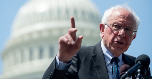 Sanders Says End Filibuster to Combat 'Outrageous' Supreme Court Assault on Abortion Rights