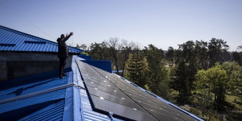 2 Years Into War, Ukraine’s Commitment to Clean Energy Is a Beacon of Resilience