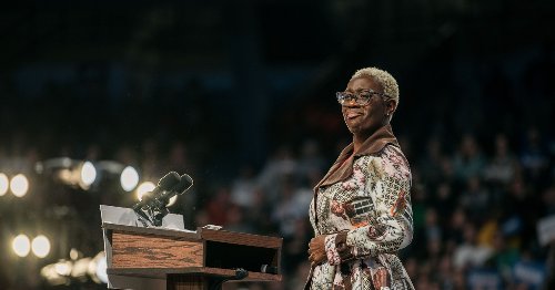 Nina Turner Kicks Off '$27 Dollar Donation Challenge' After Hillary Clinton Endorses Establishment Candidate in Ohio