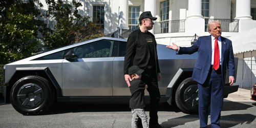 Why Do Wealthy CEOs Love Trump? He’s Distracting From Their Own Grift