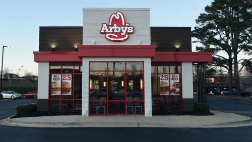Arby’s Manager Admits to Urinating in Milkshake Mix for ‘Sexual Gratification,’ Police Say