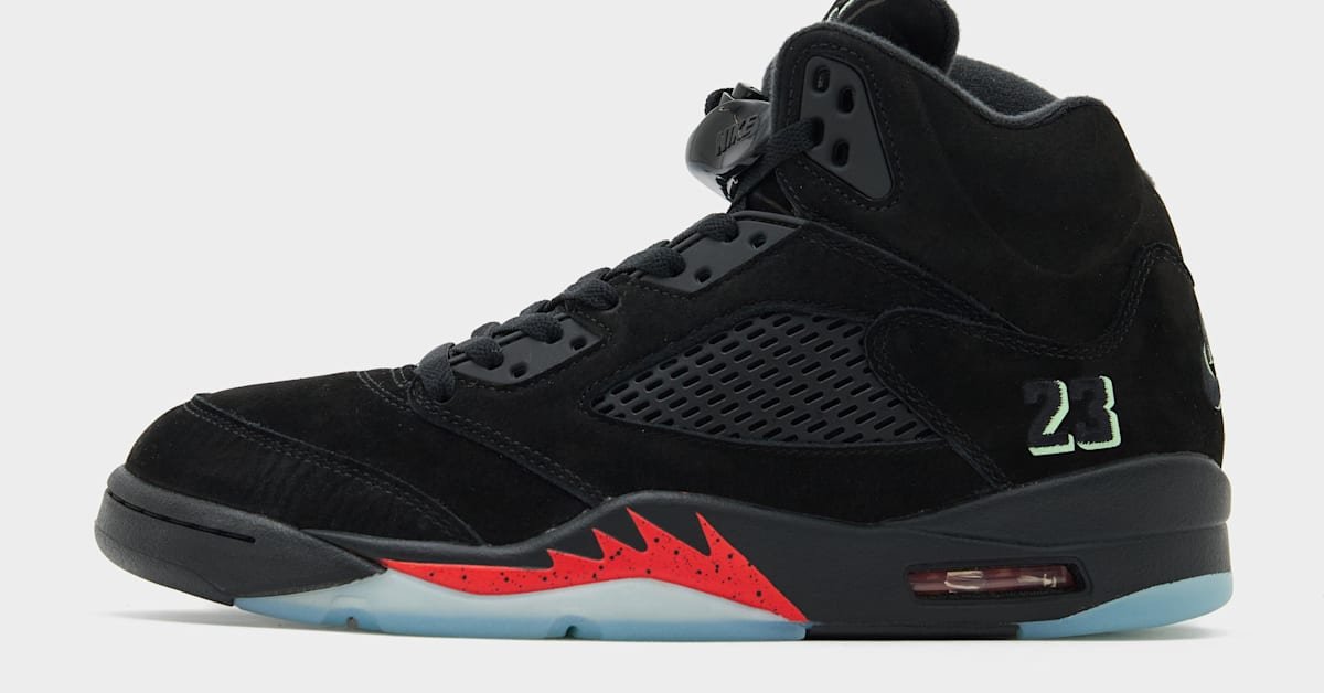 Detailed Look at the 'Halloween' Air Jordan 5
