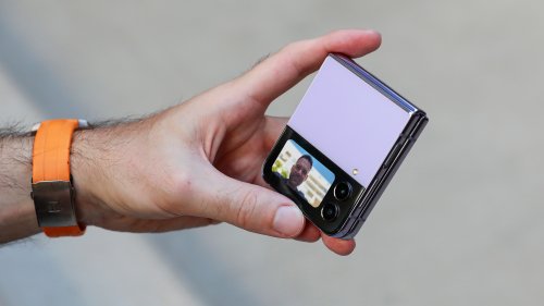 Samsung Galaxy Z Flip 4 im Test: Winzig in der Tasche, groß in der Hand