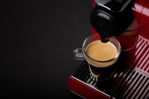 Cómo limpiar una cafetera de cápsulas Nespresso adecuadamente con poco esfuerzo