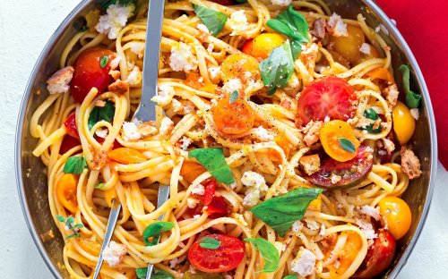 Linguine With Mixed Tomatoes