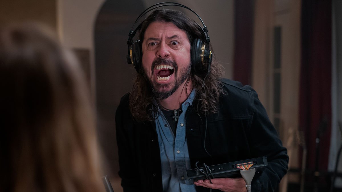 'Studio 666' Review: Dave Grohl and the Guys Get Gory In This Fun Old-School Horror Flick