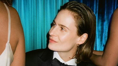 Christine and the Queens shares new synth pop ballad "rien dire": Stream