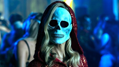 The Fall of the House of Usher Review: Poe Meets the Sacklers for Some Very Human Horror