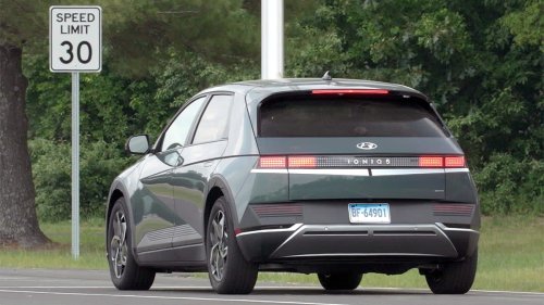Brake Lights Can Fail to Provide Fair Warning on Some Electric Vehicles - Consumer Reports