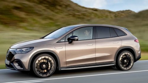 Tech-Filled 2023 Mercedes-Benz EQE SUV Charges Ahead