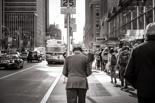 To Do or Not To Do: Staging a Scene in Street Photography | Contrastly