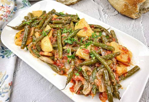 19 Sides That Don’t Look Like Much but Somehow Get Devoured First, Every Single Time