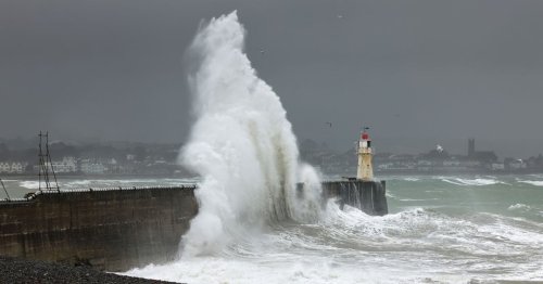 Dramatic photos as south coast is pounded by huge waves