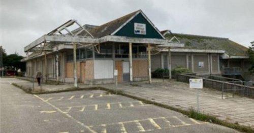 Helston former Co-op and Budgens building could be transformed into skating and soft play area