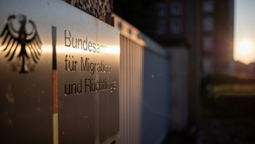 Doch, es gibt Hunderttausende Menschen mit Flüchtlingsschutz in Deutschland