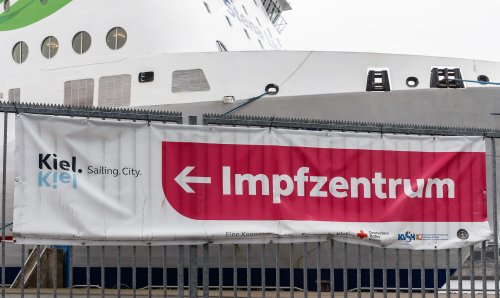 Nein, Nebenwirkungen bei Covid-19-Geimpften werden nicht ignoriert, wenn der Impfschutz noch unvollständig ist