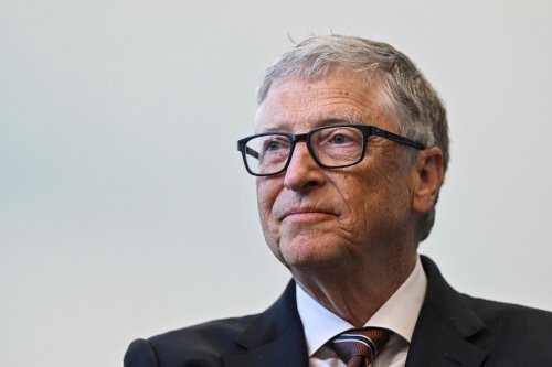 Bill Gates und die angebliche Zwangsimpfung: Eine alte Falschbehauptung taucht wieder auf
