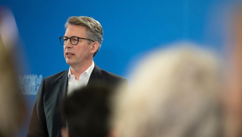 Nach Spionagevorwurf gegen Münchner Professorin: Landesregierung soll Stellung beziehen