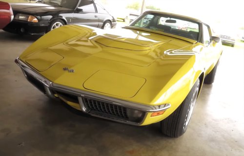 [VIDEO] Dennis Collins Checks the Numbers on a 1970 Corvette LT-1 Before Taking It Home