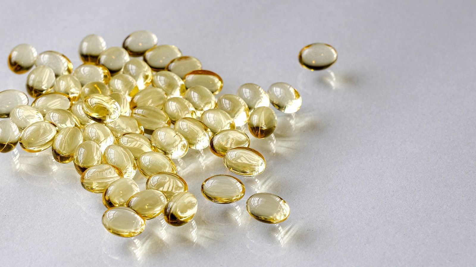 Vitamin D, Omega 3 Co.: Sind Nahrungsergänzungsmittel wirklich nötig? Eine Expertin klärt im großen Interview auf!