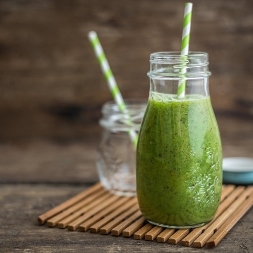 Mann trinkt freiwillig lebensgefährlichen Smoothie – Grund macht sprachlos