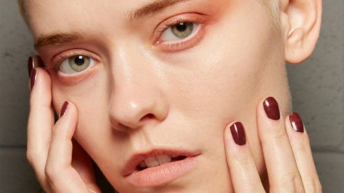 Diese 3 Nagellack-Farben sind 2025 out – und diese tragen wir stattdessen!