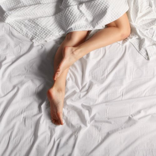Orgasmus-Trick: Mit durchgestreckten Beinen schneller zum Höhepunkt