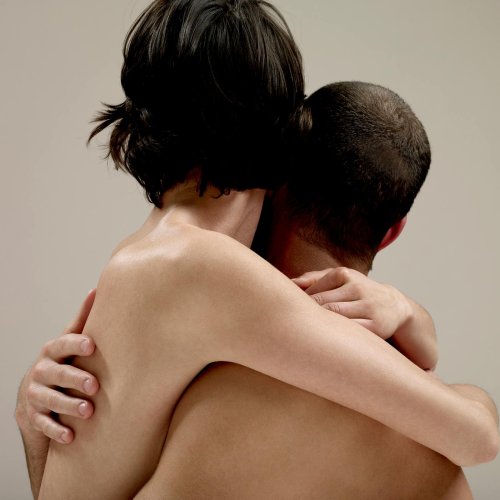 Stimmungstief nach dem Sex? Das musst du über den After-Sex-Blues wissen