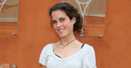 « Je m'estime extrêmement chanceuse », Clémence Castel en dit plus sur la grosseur logée dans son bassin