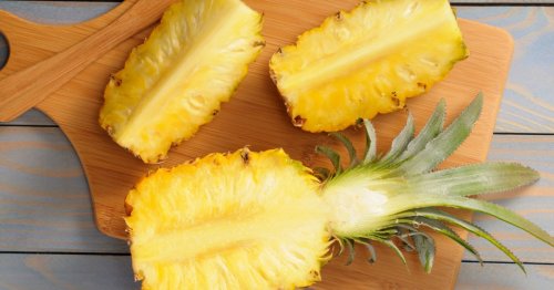 Ces astuces TikTok très simples pour couper un ananas vont vous changer la vie