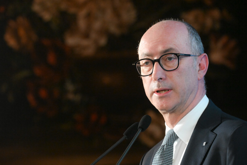RINNOVATO L’ACCORDO TRA CONFINDUSTRIA E INTESA SANPAOLO - Costozero, magazine di economia, finanza, politica imprenditoriale e tempo libero - Confindustria Salerno