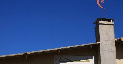 Vu de l’étranger. Après l’assassinat d’un fidèle musulman dans le Gard, une “certaine indifférence” en France ?