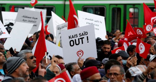 Entêtement. Face au risque d’un “effondrement” de la Tunisie, Kaïs Saïed de plus en plus isolé