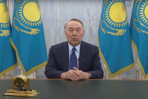 Vidéo. Au Kazakhstan, l’ex-chef d’État Noursoultan Nazarbaïev assure être désormais “retraité”