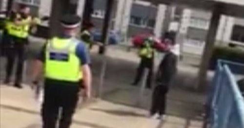 Dramatic footage of police arresting man who turned knife on PCSOs in Coventry