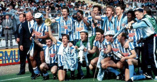 Coventry City reveal special kit available to buy before Manchester United semi-final at Wembley