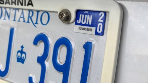 Ontario to ditch paper renewal notices for driver’s licences, licence plate stickers, and health cards