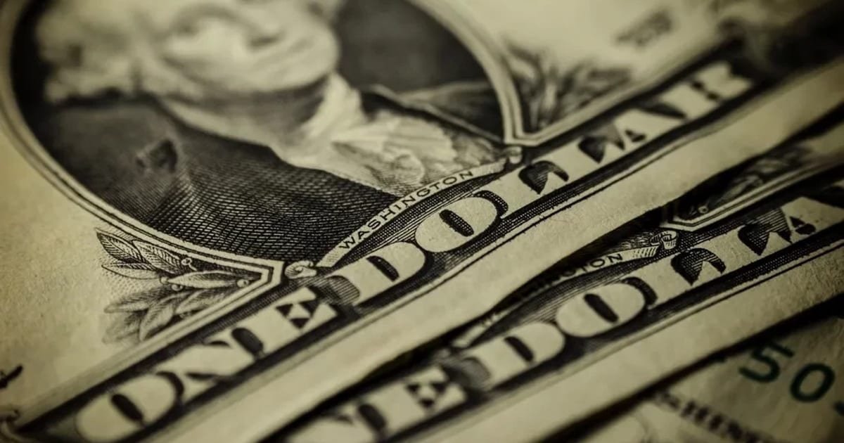 Saving on Travel: Deals, Discounts, Freebies, and Budgeting Tips - cover