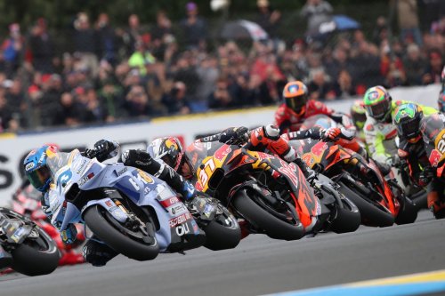 Dorna boss in “no doubt” all 2025 MotoGP race will go ahead