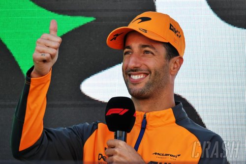 Haas boss: “If Daniel Ricciardo feels like it, he will call…”