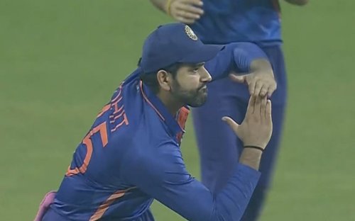 IND vs WI: Rohit Sharma takes DRS in unique style, picture goes viral