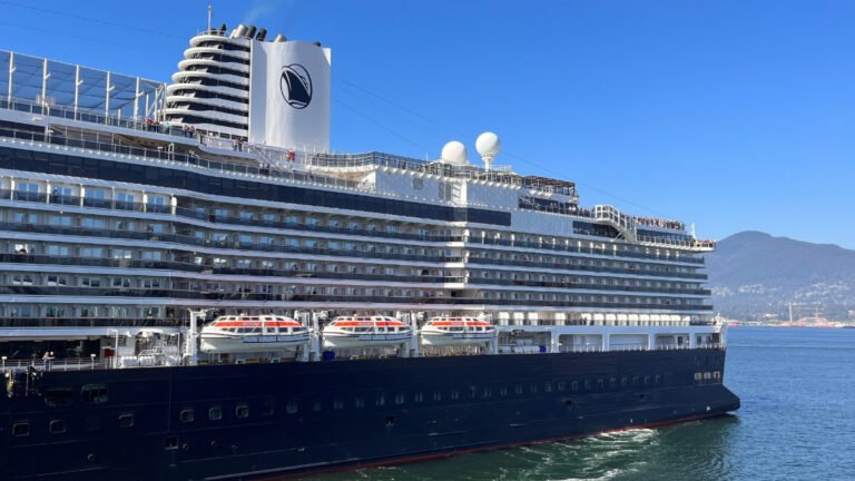 Holland America Line News - cover