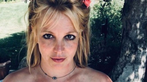 Britney Spears opens up about sex life while pregnant 
