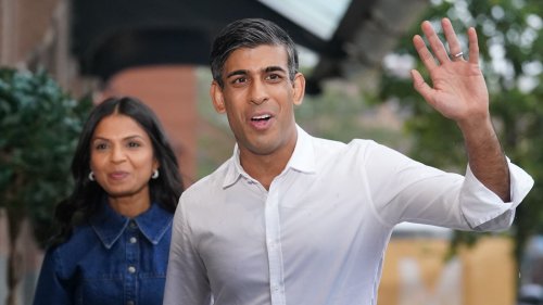 Rishi Sunak again refuses to commit to HS2 link and says councils can implement speed limit