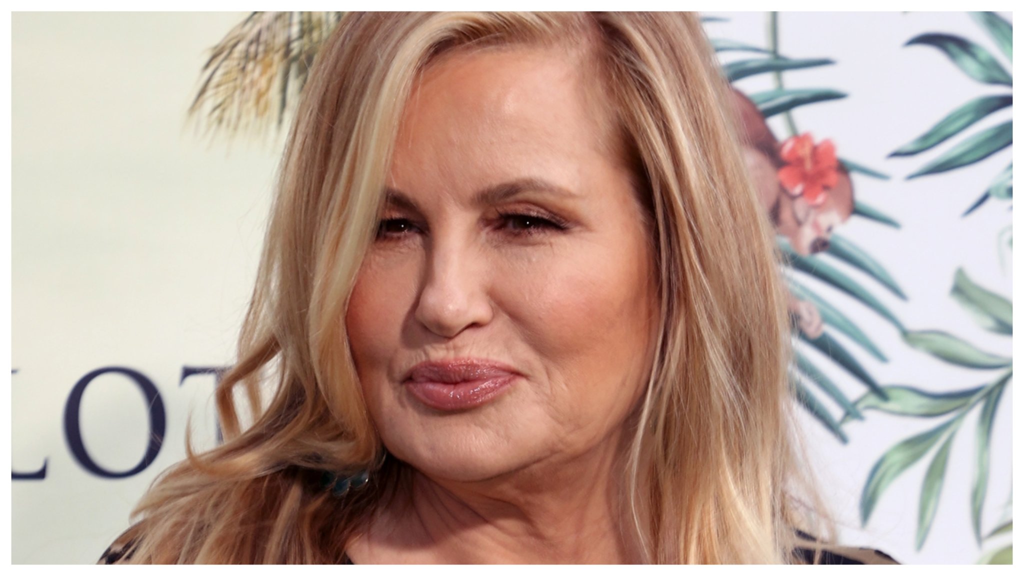 Jennifer Coolidge Reveals Wild Sex Life After Playing Stiflers Mom Flipboard 