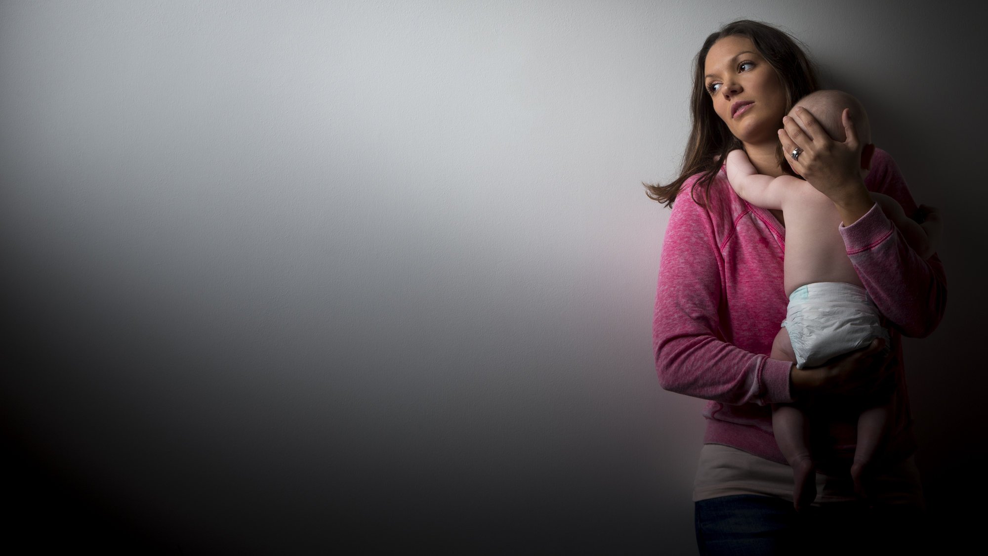 10 Moms Reveal What Postpartum Depression Really Feels Like
