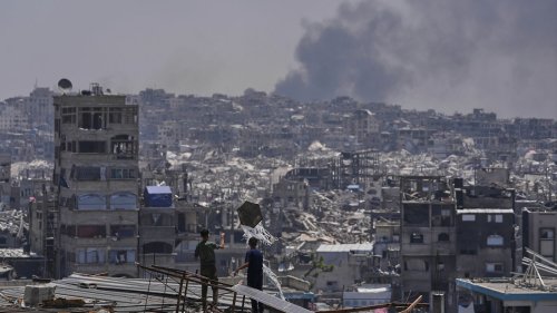 More than 100 killed in Gaza as Israel ramps up offensive