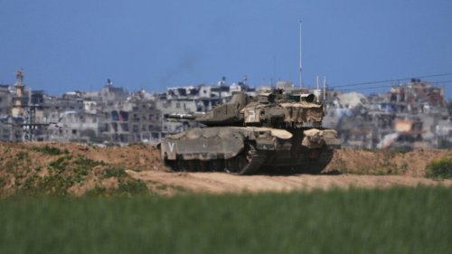Israel launches new 'limited' ground operations in Gaza following deadly airstrikes